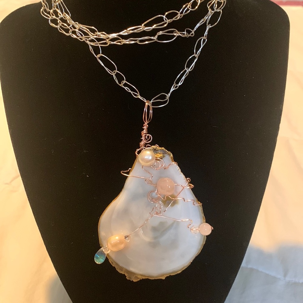 Whispers of the O’Fae freshwater pearls necklace